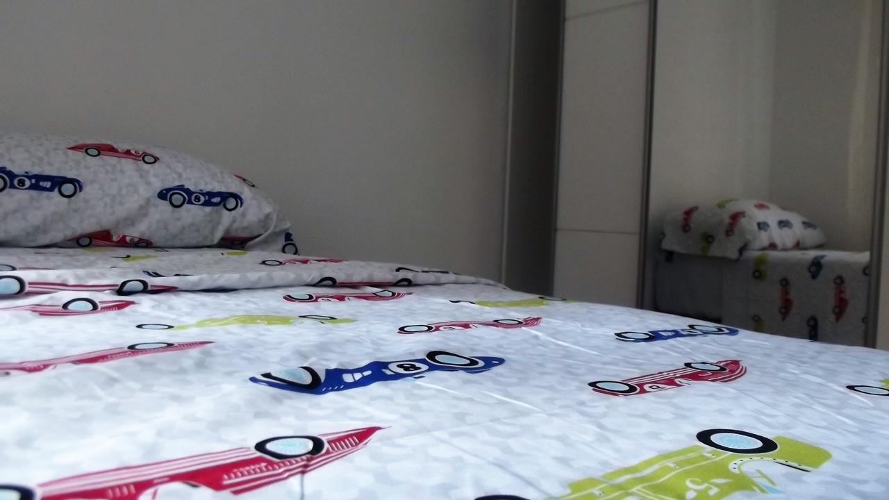 Apartamentos Atlas Terrassa III Extérieur photo